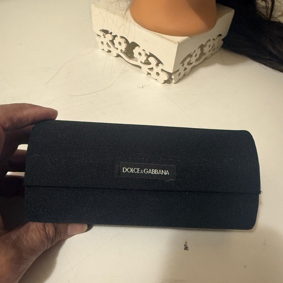 Burberry Black Sunglasses with Plaid Accents - Picture 16 of 16